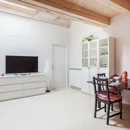 Blq Wooden Bologna