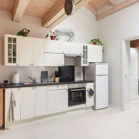 Blq Wooden Bed & Breakfast *